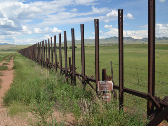 Border fences in Southern Arizona